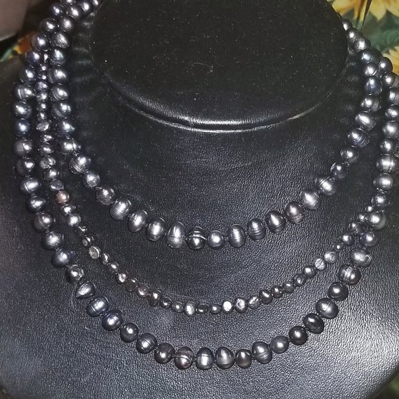 Jarad Jewelry - 2 Sets of Peacock Tahitian Freshwater Pearl Necklaces Strands w Envelope Case